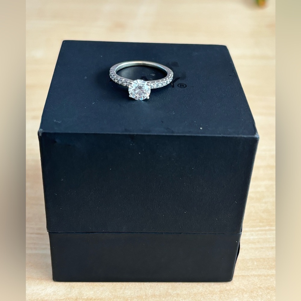Kay jewelers engagement ring
